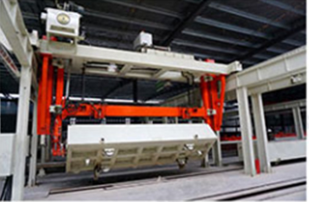 AAC mould tilting hoister