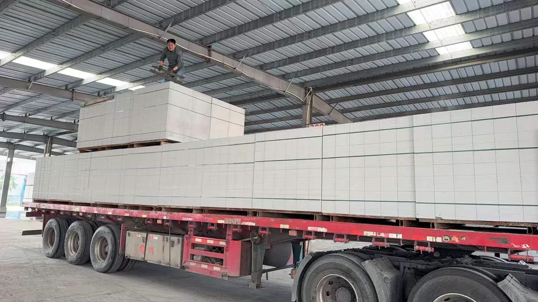 AAC blocks delivery truck loading
